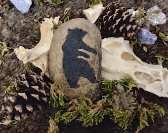 Bear Fylgja River Stone