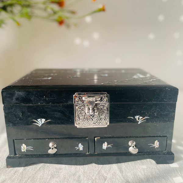 Pearl inlay jewelry box black lacquer music jewelry box