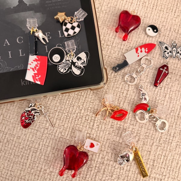 Dark Romance Kindle Dust Plug Charm Custom Keychain Personalized E‑Reader Accessory Gothic Custom Dust Plug Kindle Charm Romance Book Lover