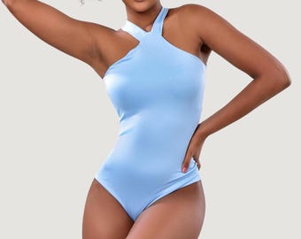Women&#39;s Bodysuit: Neck Straps, Off-the-Shoulder, Versatile & Flirty - Perfect for Any Occasion!