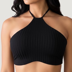 Ribbed Halter Crop Top: Heart-Shaped Neck Tie - Chic Style