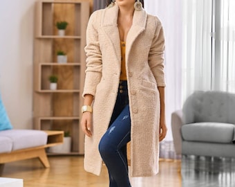 Timeless Elegance for Winter: Women's Sherpa Coat Blending Comfort and Softness - Trend 2024!