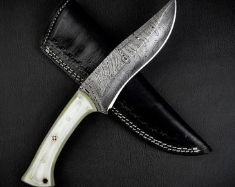 Custom Handmade Damascus Steel Hunting Knife | Personalized Gift for Groomsmen, Wedding, Father's Day | Valentines day gift for Him and Her