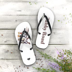 Custom Flip Flops with Fun Cat Design, Summer Footwear, Beach Accessories, Gift for Animal Lovers, Unique Travel Sandals, Vacation