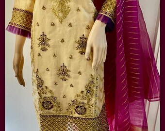 Pakistan women 3 piece stitched clothes