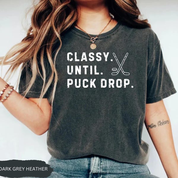 Mamá de hockey, camiseta de hockey, camiseta de vida de hockey, regalos para jugadores de hockey, regalo divertido de hockey sobre hielo, camiseta de hockey, día del partido de la temporada de hockey