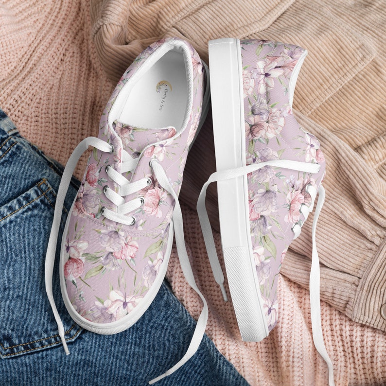 Spirituelle Schuhe Floral / Fairyflower Sneaker / Blumenschuhe / Blumenmuster / Damenschuhe / Lavendelfarben / Atmungsaktiv / Floral Sneaker