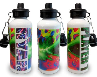 Botella de agua GAMING personalizada con su nombre impreso en una taza de metal para beber de 600 ml XBox Gamer - El regalo único perfecto - Arte digital original