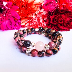 Rhodonite Gemstone Bracelet, Healing Crystals Mala Bracelet for Love, Unconditional love, Heart Chakra Bracelet, Pink Gemstone, Inner Peace