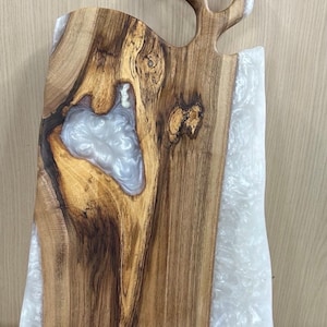 Walnut Wood and Pearl White Epoxy Resin Live Edge Charcuterie Board | Stunning and Functional Serveware for Cheese and Appetizers