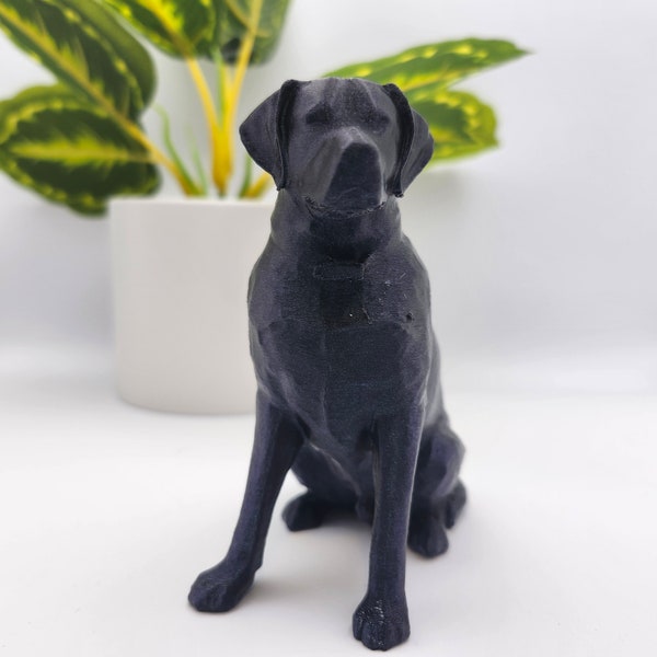 Charming 3D Printed Labrador Statue Home Decor- Perfect Memorial or Housewarming Gift for Dog  Lovers, Black Lab / Yellow Lab