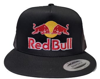 Red Bull Flat Bill Trucker Hat Snapback Cap Vtg Yupoong OSFM Racing Baseball Classic Embroidered