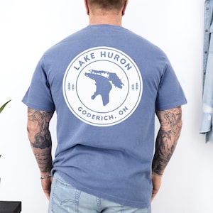 Benutzerdefinierte See Karte und Koordinaten Shirt, personalisierte See Name T-Shirt, See Leben Bekleidung, See Haus Geschenke, Cottage Wear, Sommer Shirt