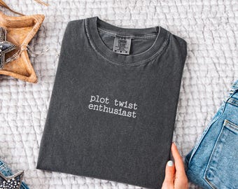 Plot Twist Enthusiast T-Shirt: Funny Book Lover Tee