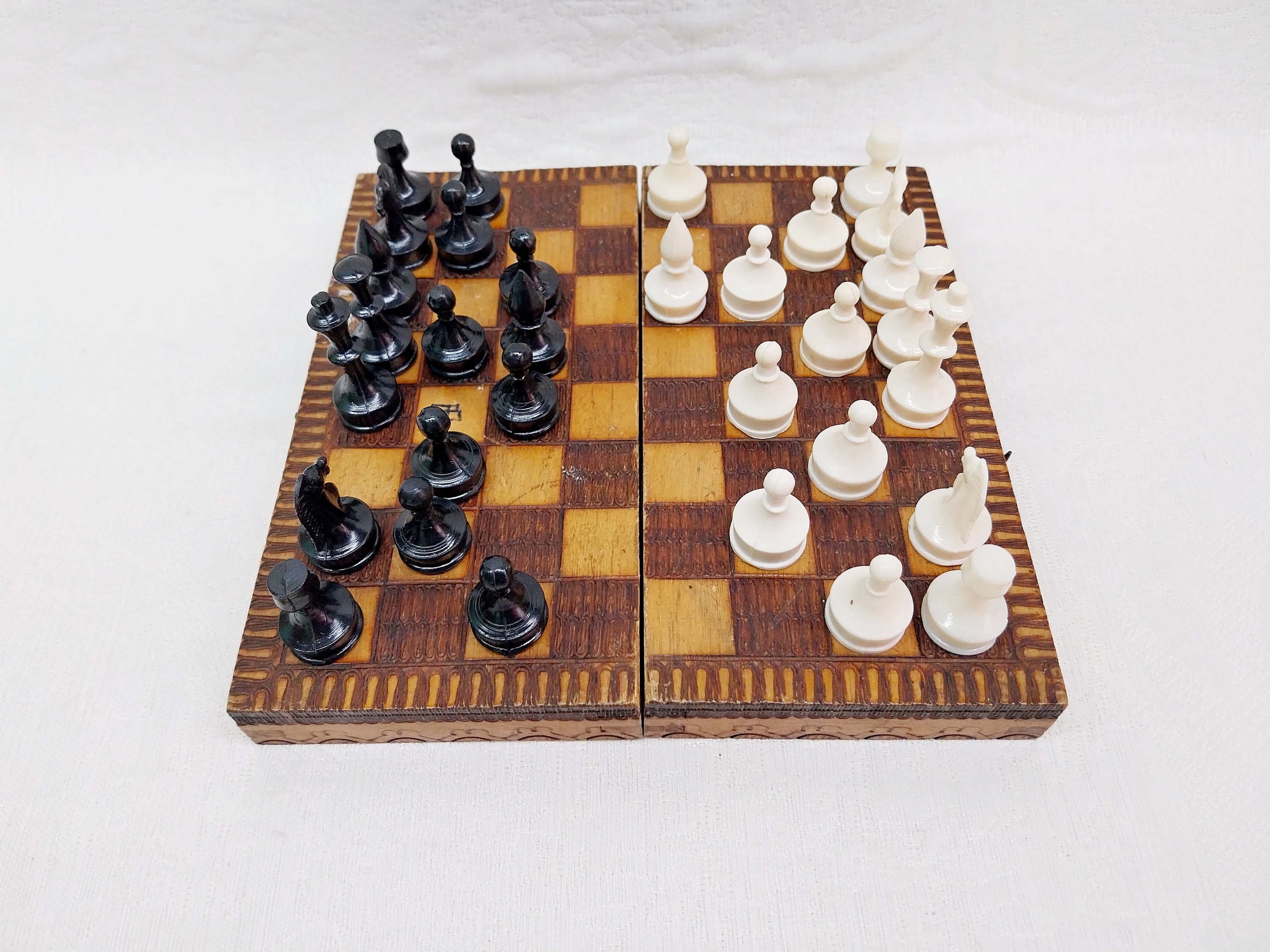  Mini Chess Set - Vikutu 5.11 Inch Small Portable