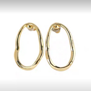Light luxury retro Hong Kong style design sense earrings niche temperament earrings earrings