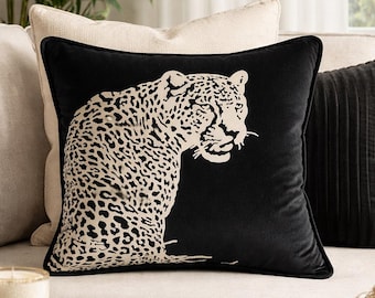 Leopard Kissenbezug - Creme Samt Cutwork Applikation - Schwarzes Monochrome Safari Kissen - Modernes, glamouröses Tierdekor - Kontrastreich