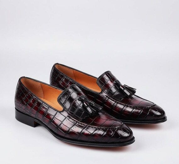 Handmade Burgundy crocodile Print Leather Slip On Tassel Dress Formal Mens Shoes