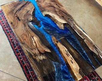 LITHIFIED hars GEO-tafel: aangepaste ambachtelijke handgemaakte speciale hars kunsttafel; Geologische kunst aan de muur; niet reproduceerbaar; 'Op zoek naar evenwicht'