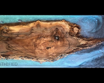 LITHIFIED hars GEO-tafel: aangepaste ambachtelijke handgemaakte speciale hars kunsttafel; Geologische kunst aan de muur; niet reproduceerbaar; 'Sterrenstofpluim'