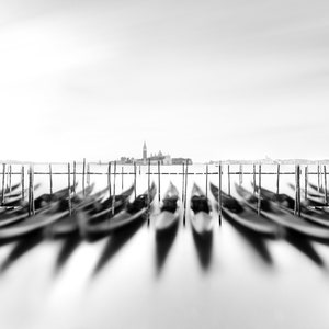 Venice Print, Venice Wall Art, Venice Photography, Italy Travel Poster, Italy Venice Art Print, Black and White Venice Architecture Print