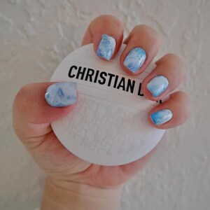 Handmade Seashore Press-on Nails: Short Squoval Ocean Nails