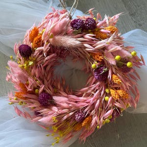 Dried flower wreath in pastel colors year-round wreath, decorative wreath, handmade wreath with dried flowers, table wreath, delicate door wreath