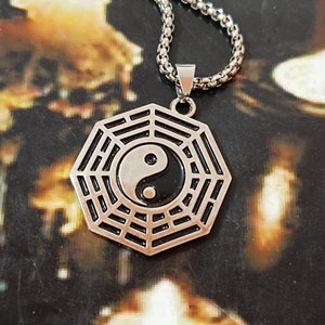 Mind Reading Yin Yang Pendant: Psychic Power Amulet