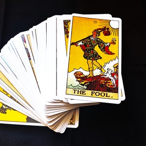 Lectura de tarot general el mismo día o pregunta o tema que incluye amor, carrera, familia, crecimiento personal, amistad Carta única diaria RWS