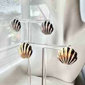 Pendientes de oro de 14 quilates con forma de concha marina, pendientes de oro con forma de concha, pendientes llamativos de verano, regalo de pendientes para ella.