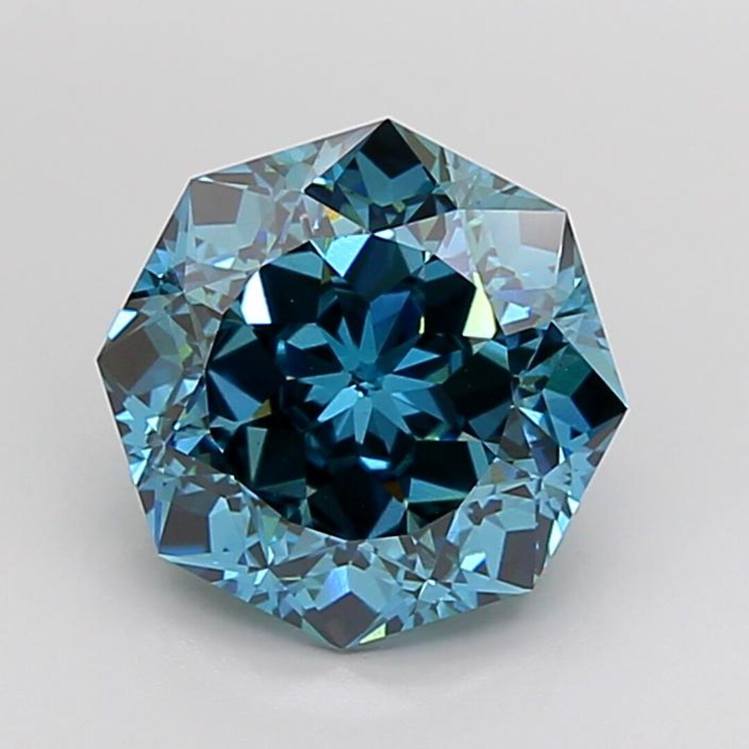 Fancy Octagonal 4.52ct Octagonal Fancy Vivid Blue Lab Grown Diamond, VS1 Clarity (IGI ...