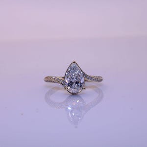 2 Carat Pear Lab Grown Diamond Engagement Ring: 14K Gold Solitaire, IGI Certified