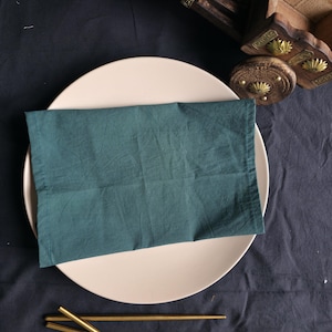 Emerald Green Cotton Napkins - 100 Pack Stonewashed Organic Dinner Napkins