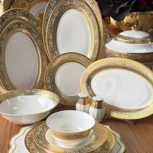 Service de table de luxe en or pour 12 personnes, vaisselle en porcelaine 61 pièces, vaisselle royale élégante, assiettes classiques à rebord en or, collection agate