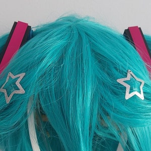 Tassel clips based on Hatsune Miku