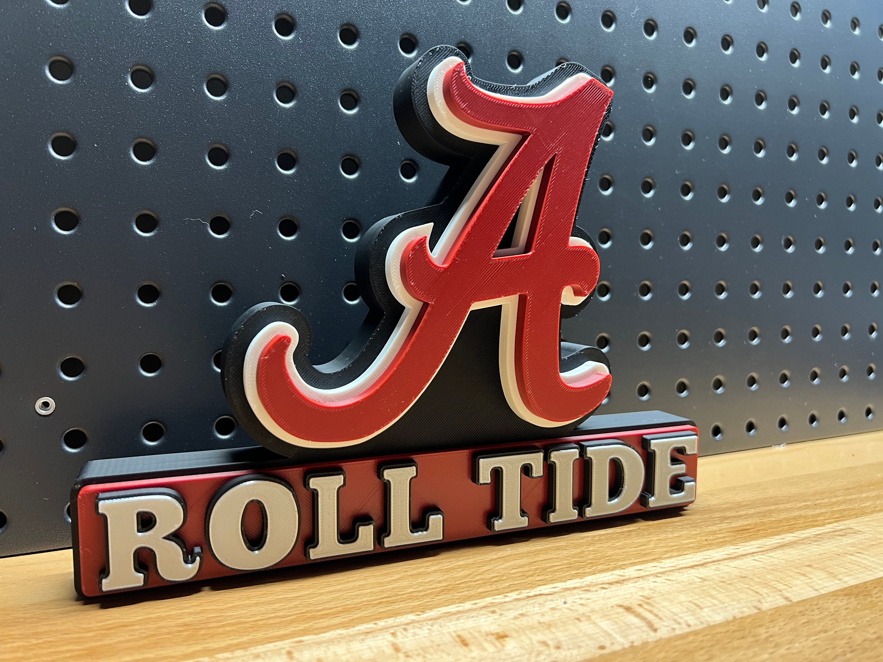 Alabama Crimson Tide Logo Shelf / Desk Art