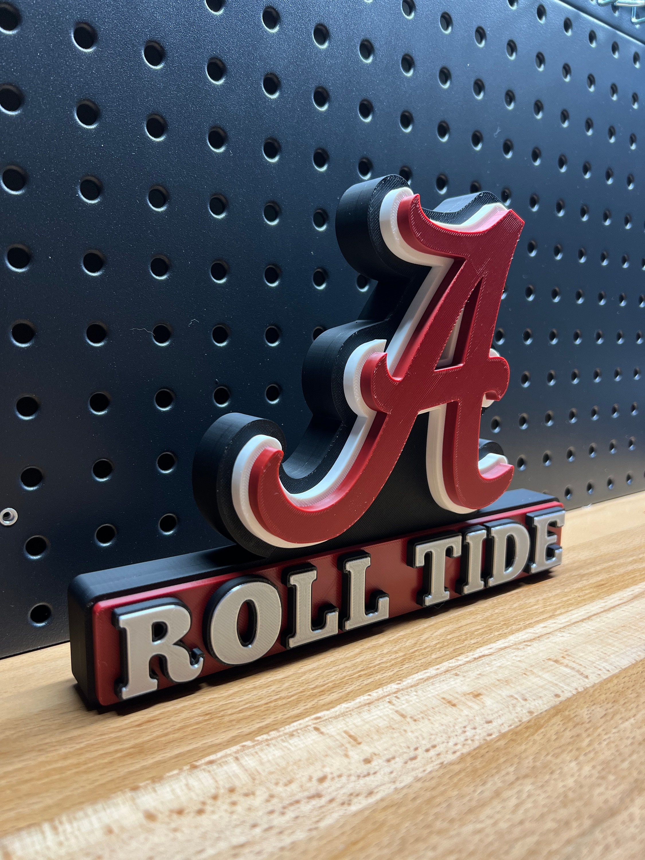 Alabama Crimson Tide Logo Shelf / Desk Art