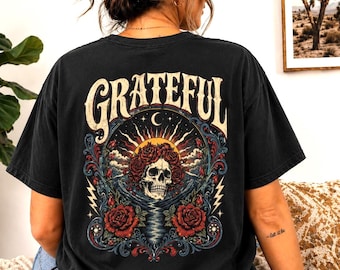 Vintage Grateful Dead Graphic Tee | Retro inspiriertes Shirt | Rock Band T-Shirt | Totenkopf und Rosen | Boho Musik Festival Top