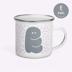 Taza personalizada esmaltada gris púrpura - Carta de monstruo - Taza resistente perfecta para aventuras de camping Van Life