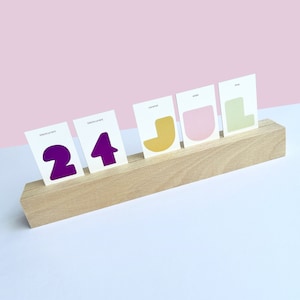 Ewiger Kalender Eiscreme Design – immerwährend – Tischkalender zum Aufstellen - Magnetleisten Buche