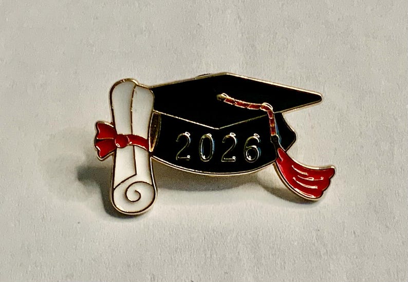 Graduation Enamel Lapel Pin Class of 2026 Cap & Gowns Metal Lapel Pins ...