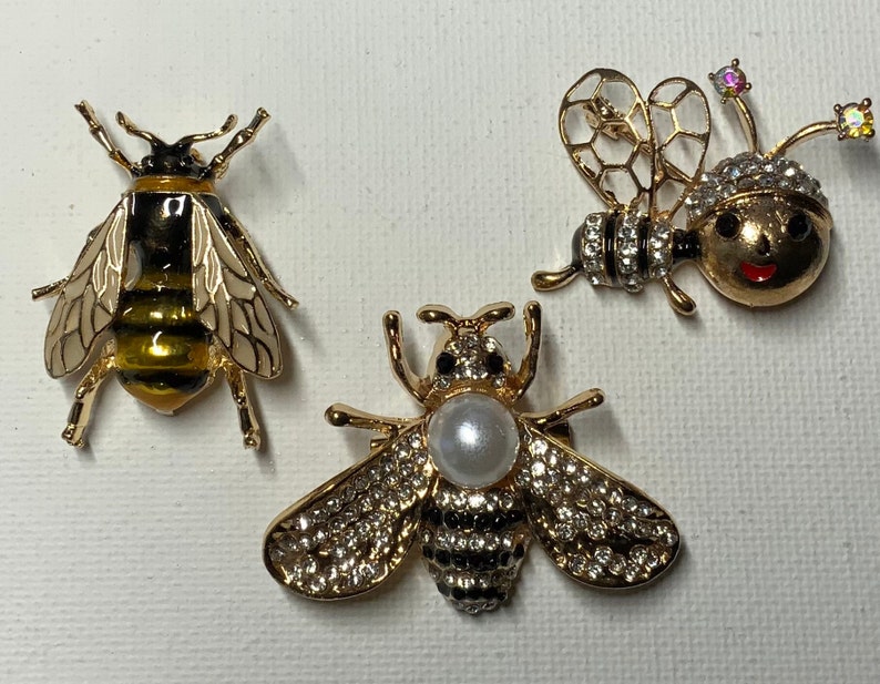 Wunderschön detaillierte Bumble Bee Honey Bee Handgemachte Frauen Brosche Anstecknadel Realistische Emaille Pin Bild 1