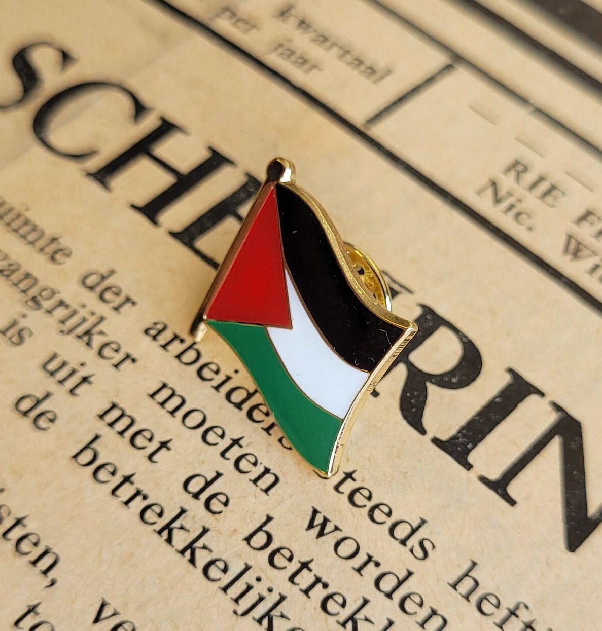 Palestine Palestinian Flag Pin Badge Brooch