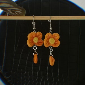 handgemachte Fimo Blumen Orange hängend, für blumenmädchen - Fimo polymer clay