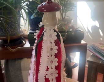 Red & White polka dot Mushroom Ceramic Salt Shaker Tassel