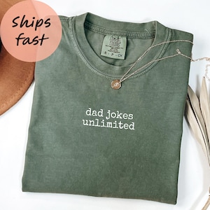 Comfort Colors® Dad Jokes Unlimitedシャツ、面白いお父さんシャツ、父の日シャツ、お父さんへのギフト、ジョークシャツ、お父さんへのギフト、彼へのギフト、ジョークギフト