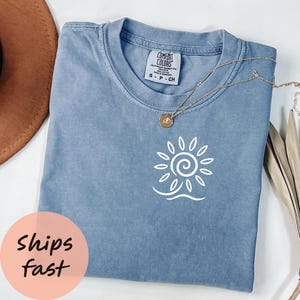 T-shirt soleil Comfort Colors®, chemise d&#39;été, chemise de plage, T-shirt soleil, chemise soleil bohème, cadeau pour femme, t-shirt graphique mignon