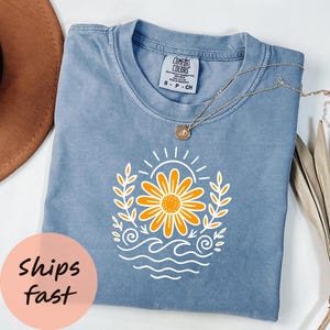 T-shirt soleil Comfort Colors®, chemise d&#39;été, chemise de plage, T-shirt soleil, chemise soleil bohème, cadeau pour femme, t-shirt graphique mignon