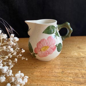 VILLEROY & BOCH Antique Creamer - Wild Rose Decor