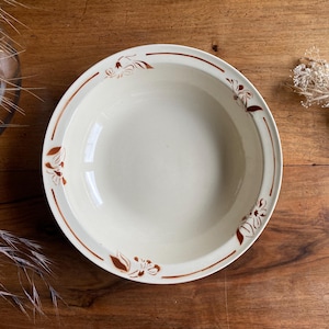 HBCM Round Serving Dish - Narcissus Decor